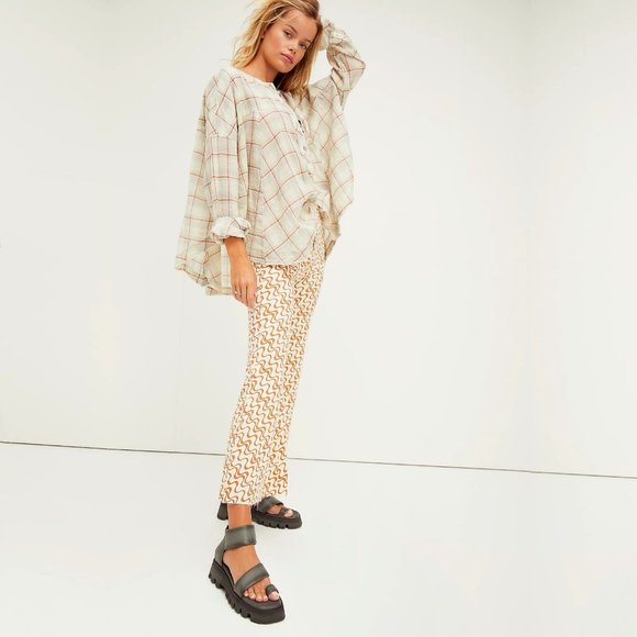 NEW! FREE PEOPLE Lug Sole leather sandal in pebble grey, Size 37 (US 6.5) - Picture 4 of 16